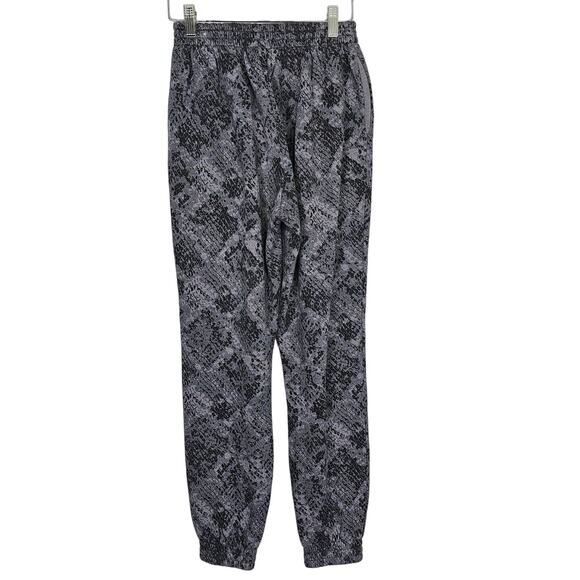 Victorias Secret PINK Fleece Joggers Size XS Grey Snakeskin Athleisure Swiftie - Picture 3 of 12